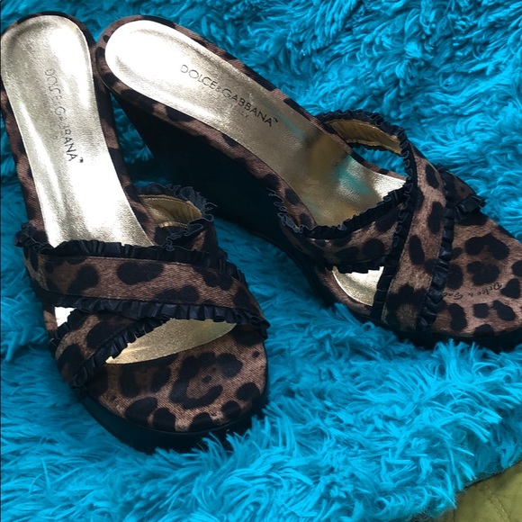 Shoes - DOLCHE GARBANA - Platform Wedges- 6.5